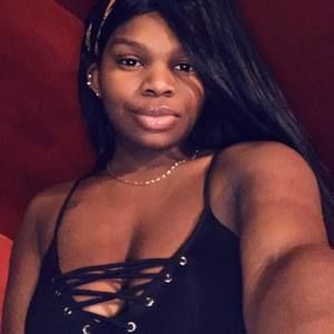 Meet your Posher, Ashlee
